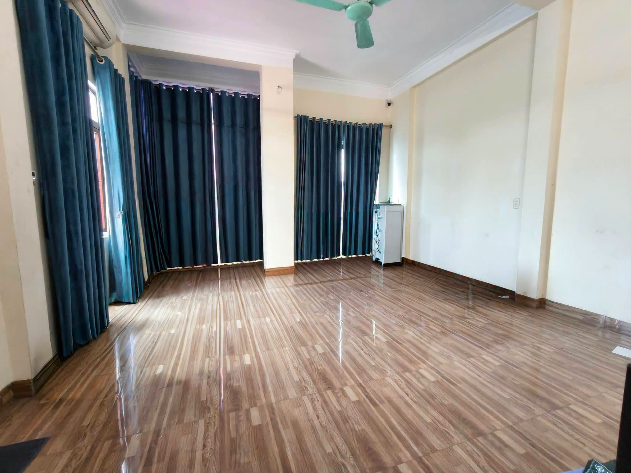 Ô tô vào tận cửa, nhà 3T, 4N, 117m2, mt5m, Tiên Dương, Đông Anh, 7.65 tỷ.-3