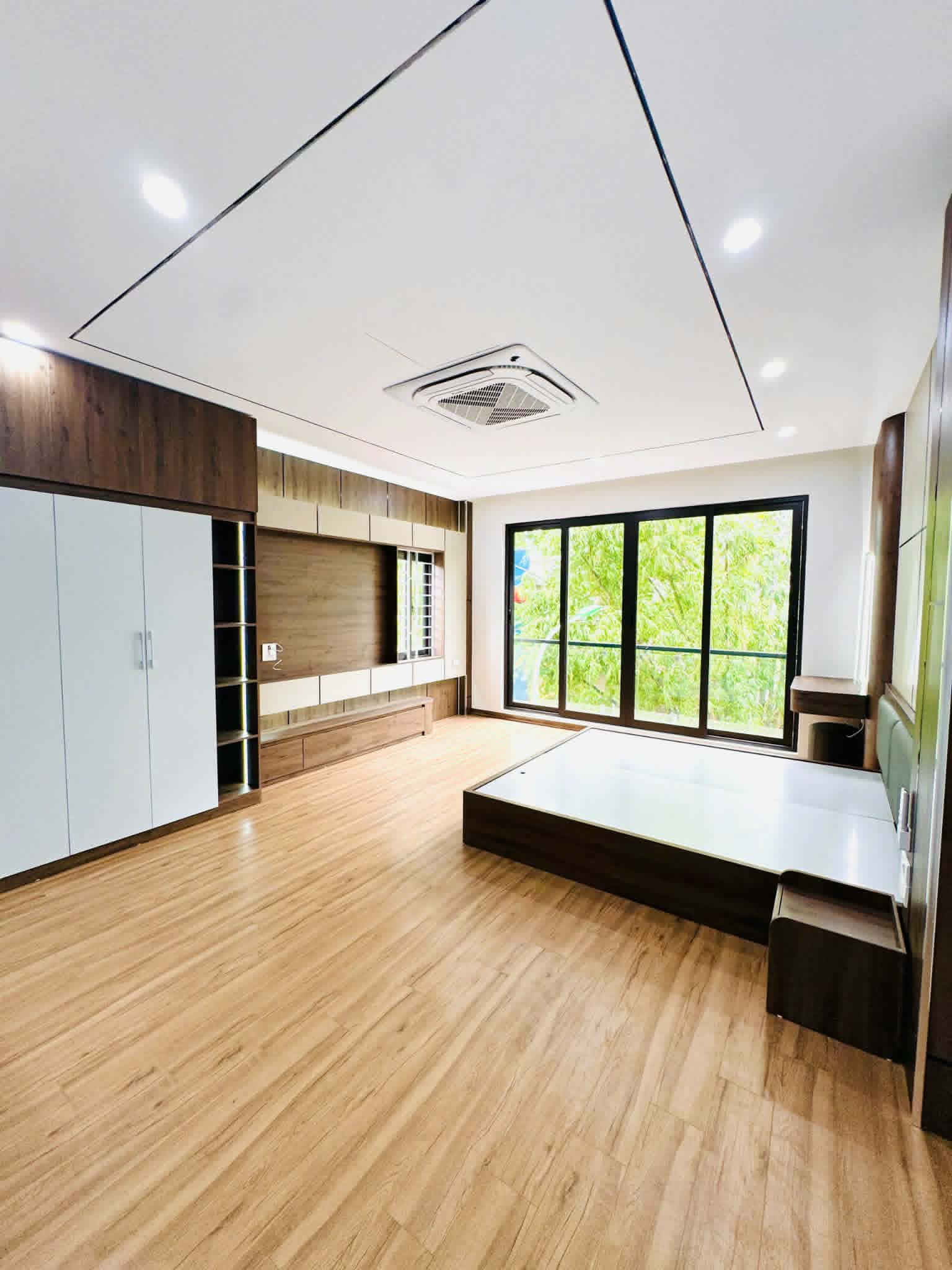 BÁN NHÀ CỔ LINH 45M2- 7 Tầng THANG MÁY-  Ô TÔ TRÁNH ĐỖ- 14.x Tỷ-3