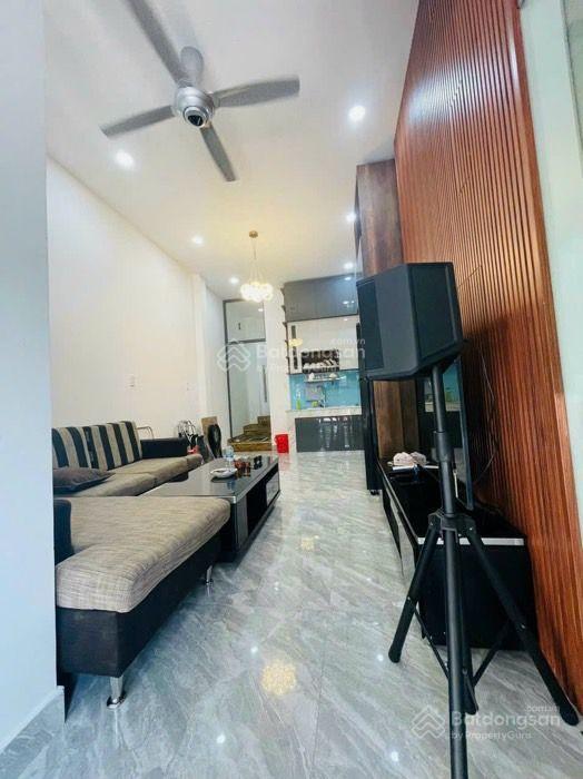 Mặt tiền kinh doanh Âu Dương Lân, 3 tầng mới, chỉ 9.5 tỷ