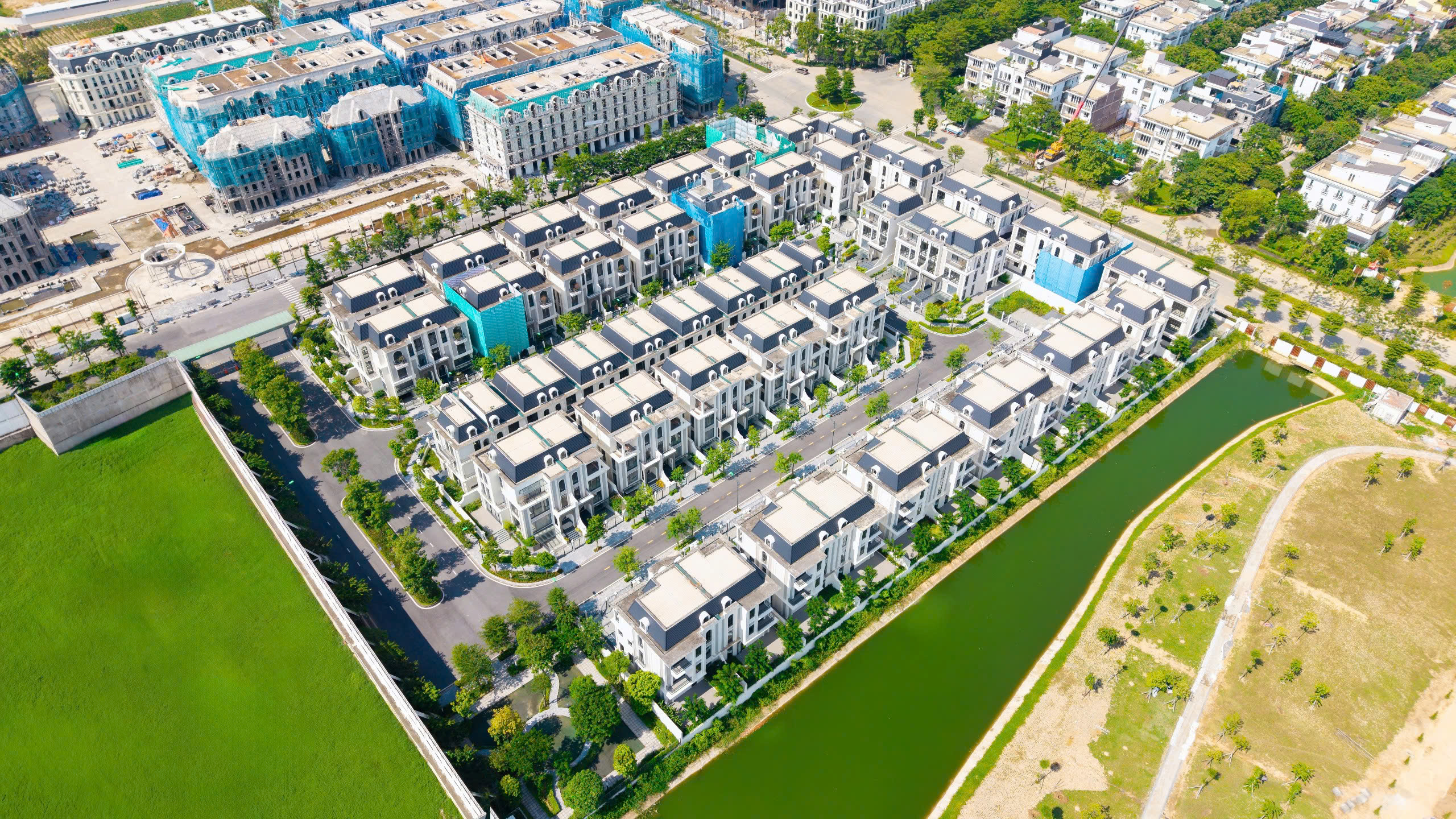 51.8 TỶ SỞ HỮU NHÀ LIỀN KỀ MỚI NHẤT CIPUTRA – SỔ ĐỎ – GIÁ TỐT NHẤT.-4