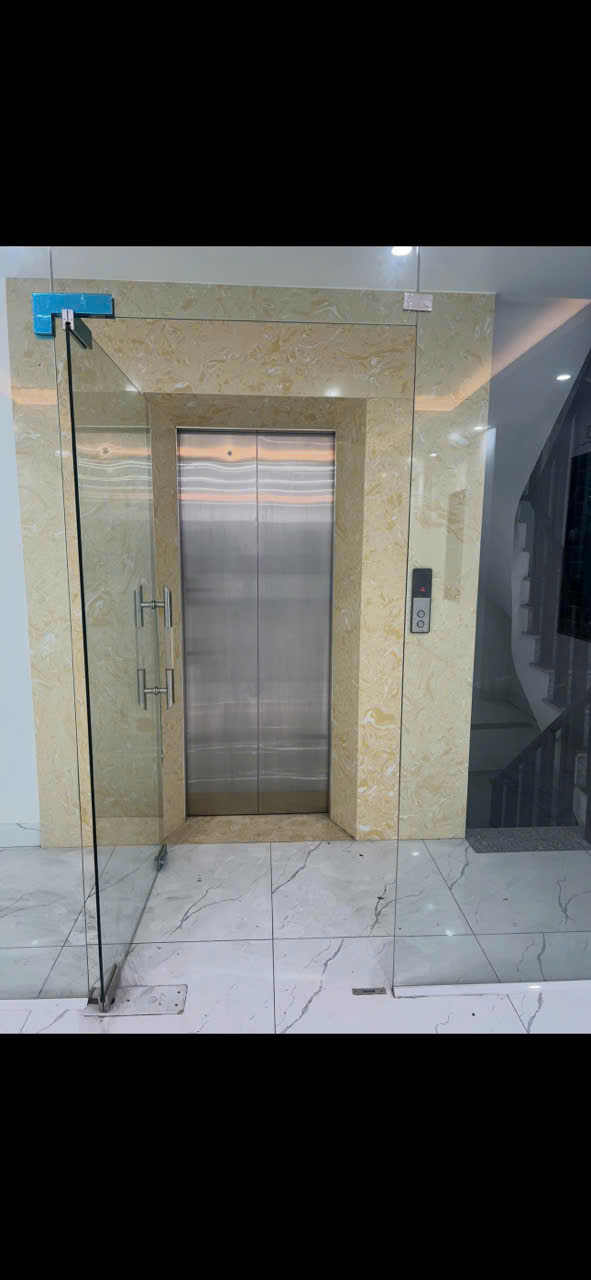 CHÍNH CHỦ CHO THUÊ TẦNG 3 LÀM VĂN PHÒNG, TRUNG TÂM ĐÀO TẠO, LỚP HỌC, TƯƠNG MAI ,HÀ NỘI