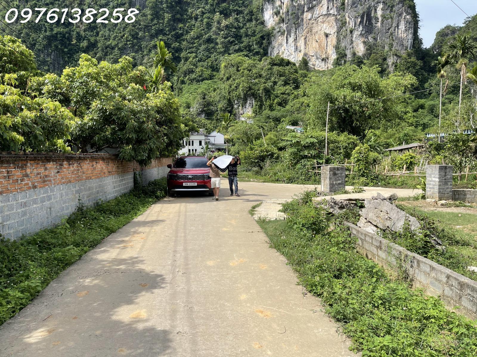 Bán đất 2700m2 tại xã Liên Sơn, giá thỏa thuận, mặt tiền 70m-4