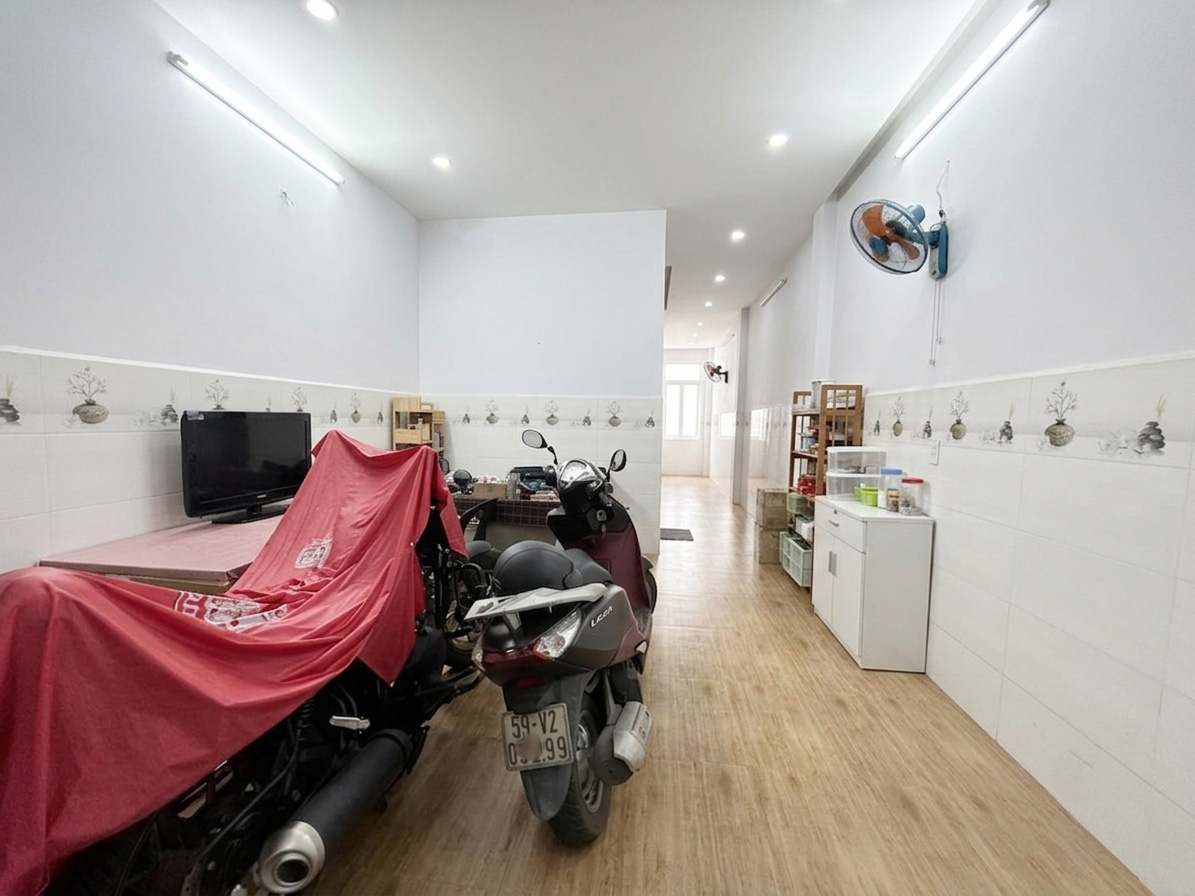 [O2736] Nhà mới ở ngay 1/ Trần Bá Giao An Nhơn, HXH 5m, 9.x tỷ