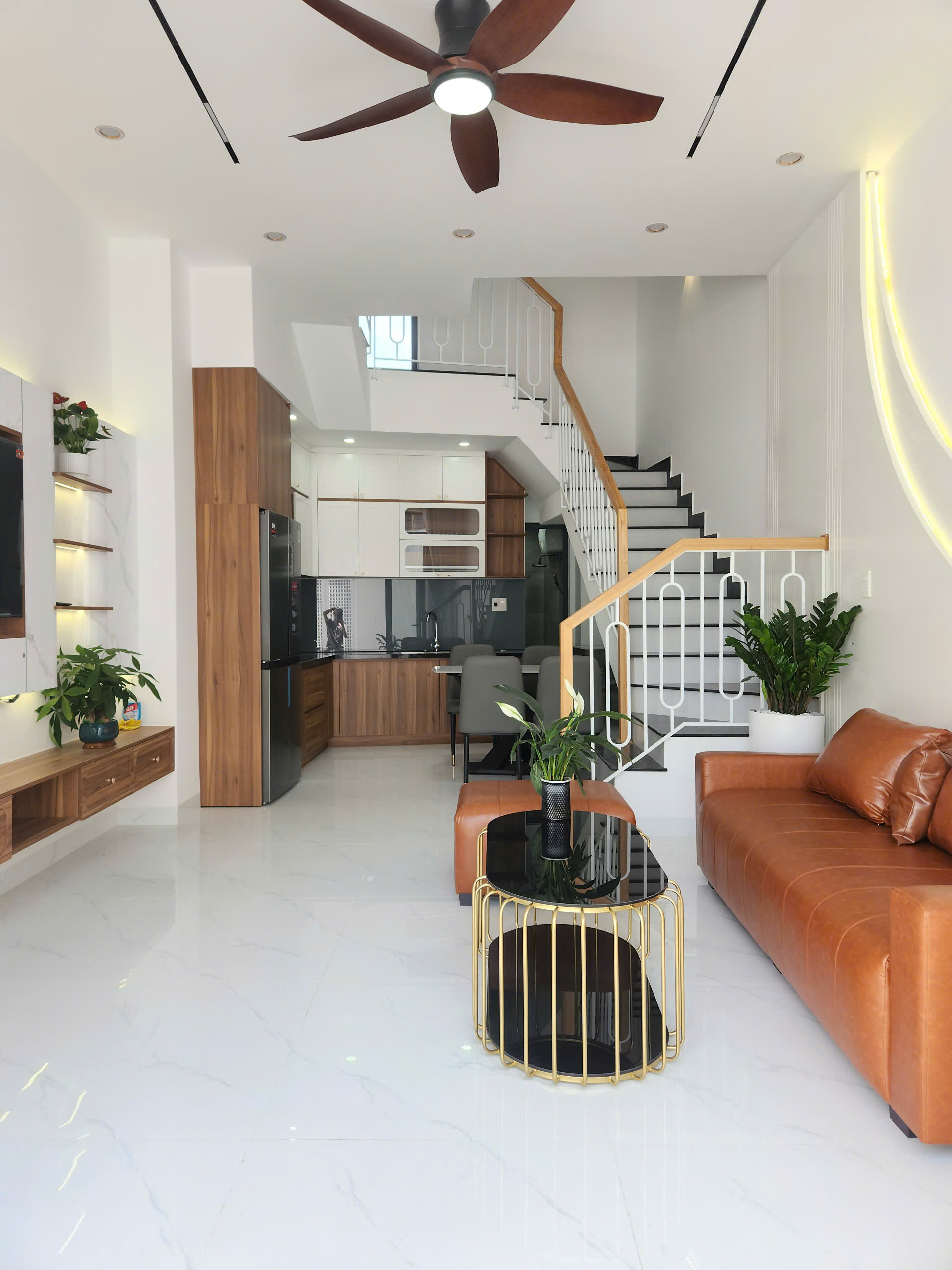 🔴💥NHÀ ĐẸP 3 TẦNG FULL NỘI THẤT Y HÌNH – KIỆT Ô TÔ K192 TÔ HIỆU