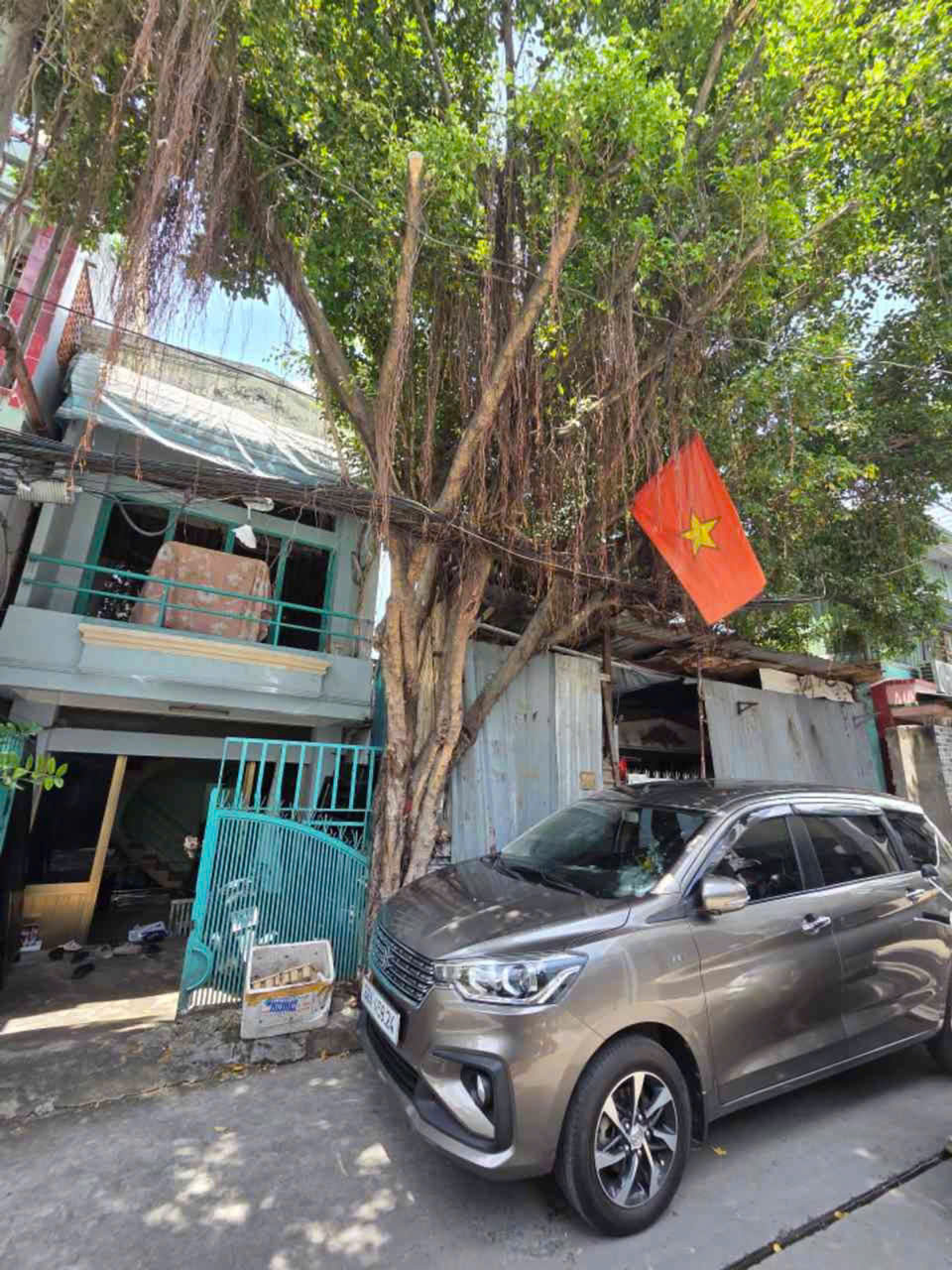 BÁN NHÀ CẤP 4 HẺM XE TẢI HẬU GIANG, PHƯỜNG 11, QUẬN 6, 130M², MẶT TIỀN 10M, GIÁ 10.5 TỶ