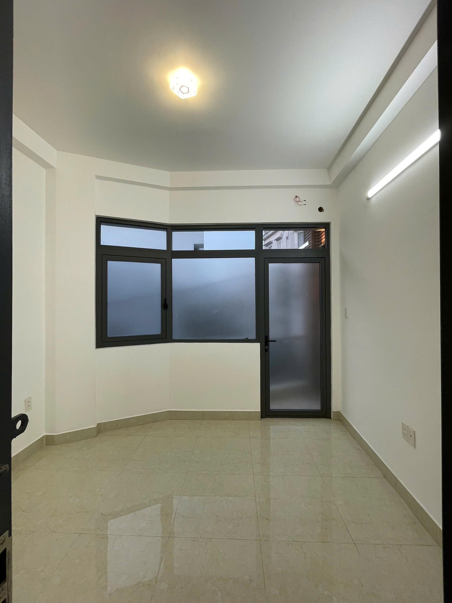QUẬN 6, MỚI ĐẸP, HỒNG BÀNG, GẦN VÒNG XOAY PHÚ LÂM, HẼM 7M THÔNG, 34M2, 4TẦNG,4PN,NHỈNH 4TỶ -4