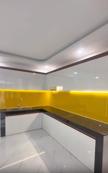 Chỉ cần 900 triệu sở hữu căn NHÀ ĐẸP nằm trong KHU BIỆT THỰ KHU G, trung tâm P. Chánh Phú Hoà, HCM-3