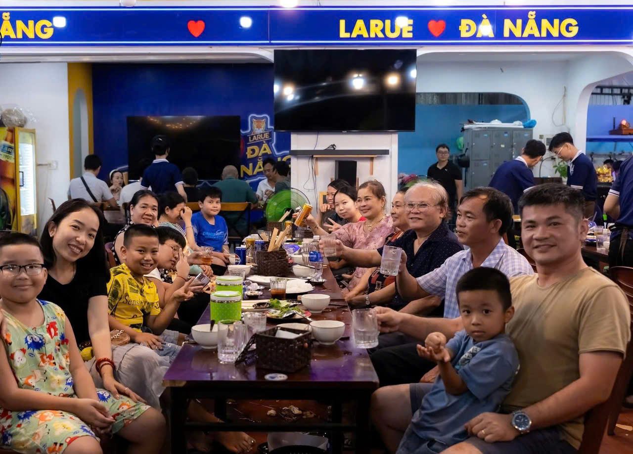 SANG NHƯỢNG QUÁN NHẬU ĐANG HOẠT ĐỘNG – VỊ TRÍ ĐẸP TẠI Địa chỉ:** 400 Thăng Long, phường Khuê Trung, TP. Đà Nẵng.