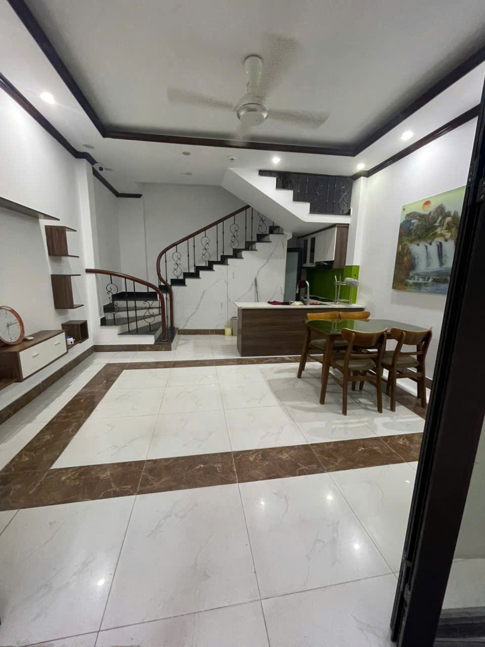 GIÁ TỐT - CHÍNH CHỦ CHO THUÊ NHÀ NGUYÊN CĂN – LONG BIÊN - 30M2 - 9TR