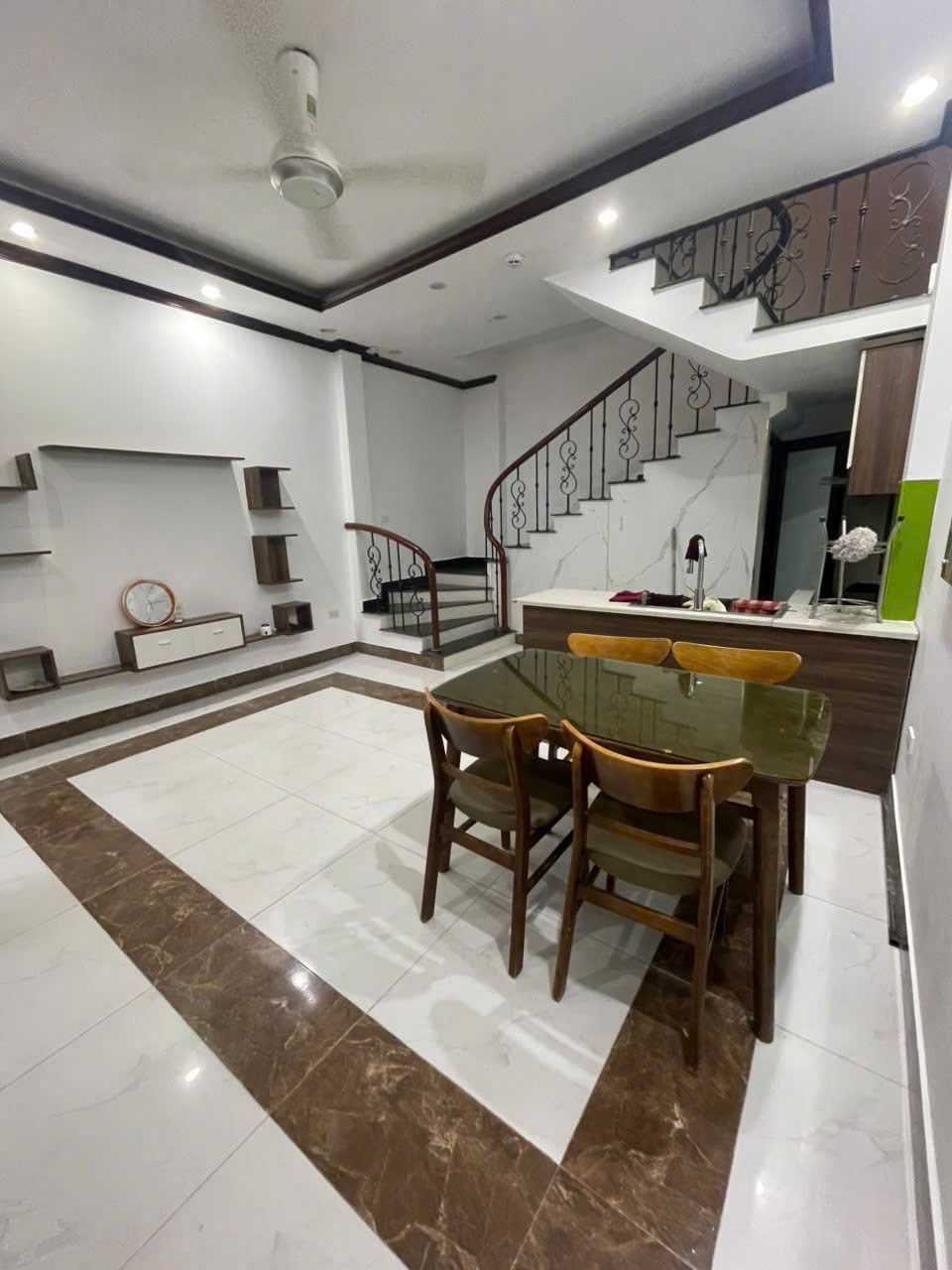 GIÁ TỐT - CHÍNH CHỦ CHO THUÊ NHÀ NGUYÊN CĂN – LONG BIÊN - 30M2 - 9TR-3