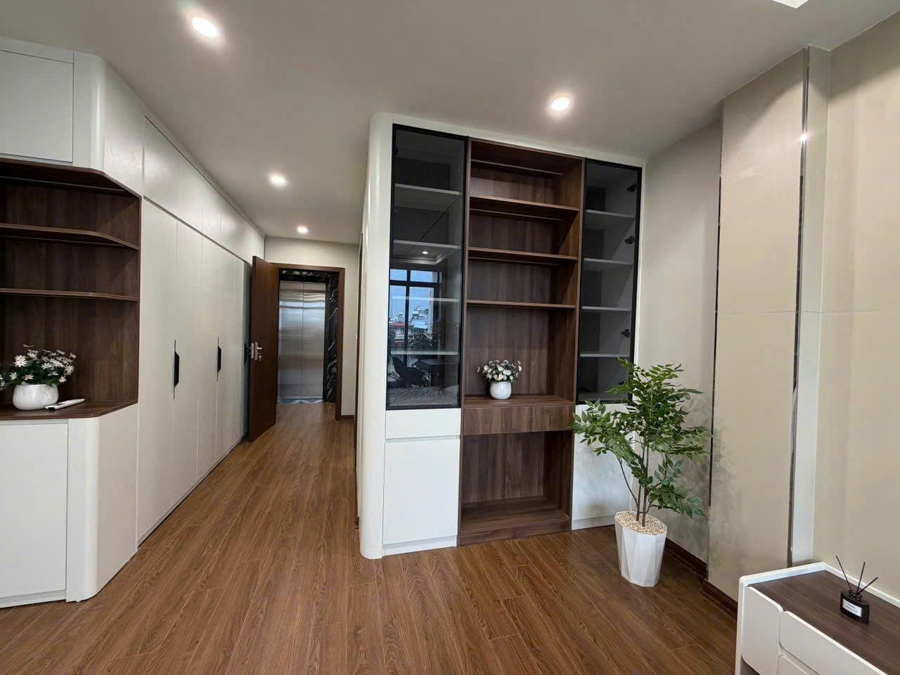 🏡✨ SIÊU PHẨM NHÀ ĐẸP PHÚC LỢI  – 50M² × 6 TẦNG – GARA Ô TÔ – THANG MÁY – FULL NỘI THẤT – CHỈ NHỈNH 11 TỶ ✨🏡