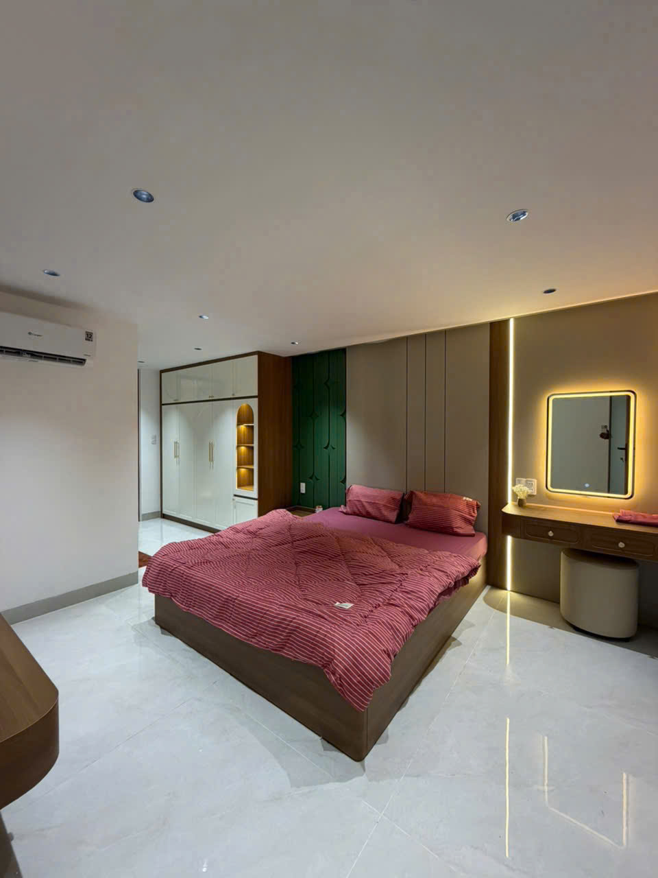 Bán nhà đẹp Full nội thất kiệt Bắc Sơn - Cách đường chính 20m