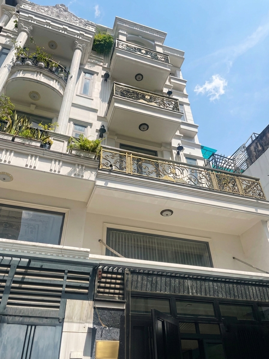 [D2749] ĐẤT NỞ HẬU 7.7M - NHÀ 5 TẦNG SÁT CV VĂN HÓA GÒ VẤP - 11.X TỶ