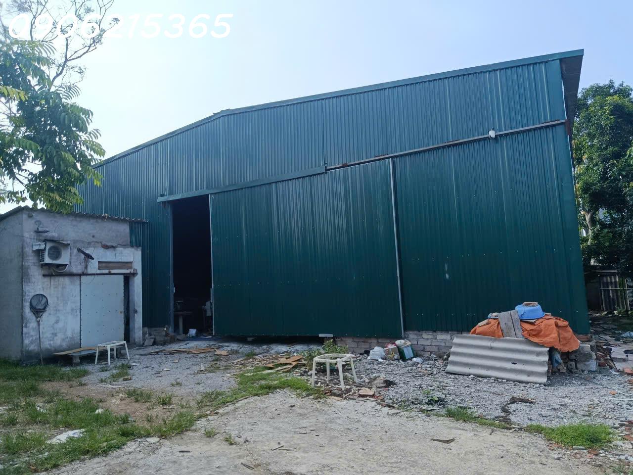 Cho thuê kho xưởng 200m² Phú Nghĩa – Giáp KCN & Quốc lộ 6  Điện 3 pha  Xe 10 tấn vào tận nơi  Chỉ 8 triệu/tháng, LH 0906215365-1