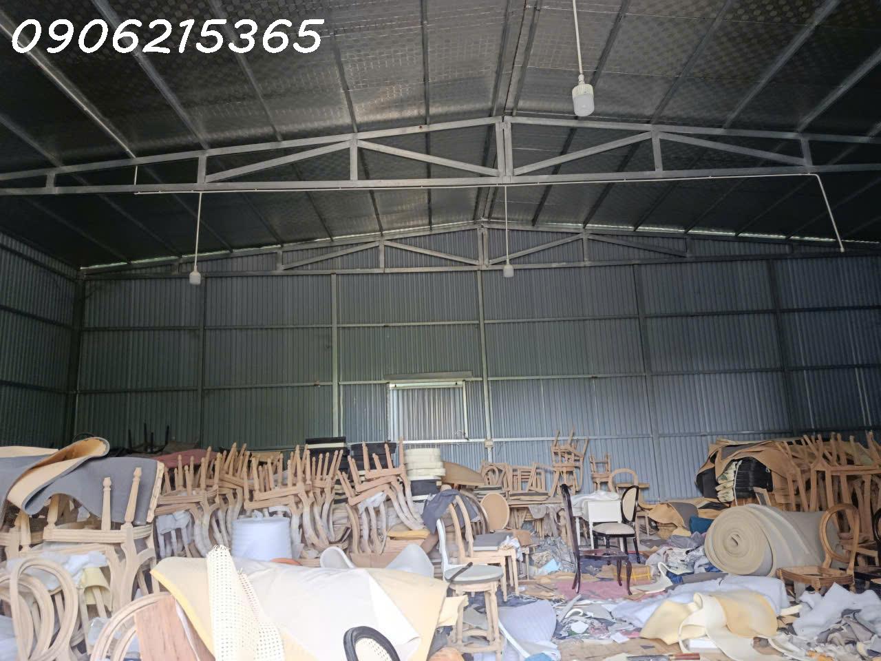 Cho thuê kho xưởng 200m² Phú Nghĩa – Giáp KCN & Quốc lộ 6  Điện 3 pha  Xe 10 tấn vào tận nơi  Chỉ 8 triệu/tháng, LH 0906215365