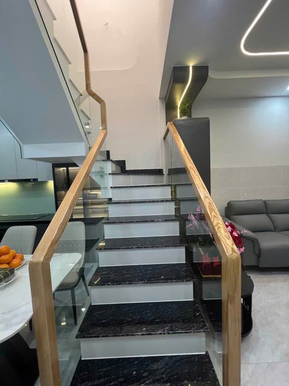 BÁN NHÀ HẺM ĐƯỜNG SỐ 19, TÂN QUY, QUẬN 7, 58M², 2 TẦNG, LÔ GÓC 3 PN, SÁT CHỢ TÂN QUY, GIÁ 5.9 TỶ