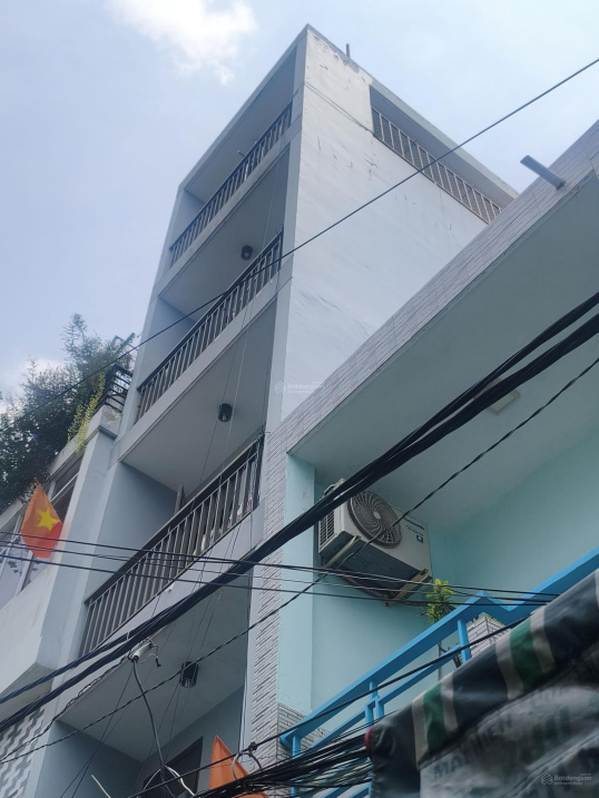 Hiếm! CHDV full phòng Đặng Chất - dòng tiền 600tr/năm. Chỉ 12 tỷ tí