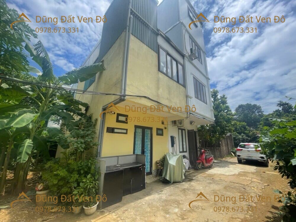 NHÀ 43M ĐỒI HỌA SĨ TIÊN PHƯƠNG-CHƯƠNG MỸ-HÀ NỘI