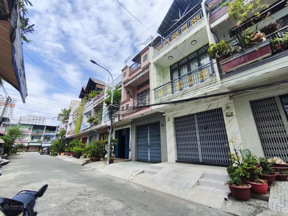 Phù hợp hay rẻ đẹp?? Mặt tiền KDC Bùi Minh Trực, Q8, 4x16m, chỉ 8 tỷ nhỉnh .