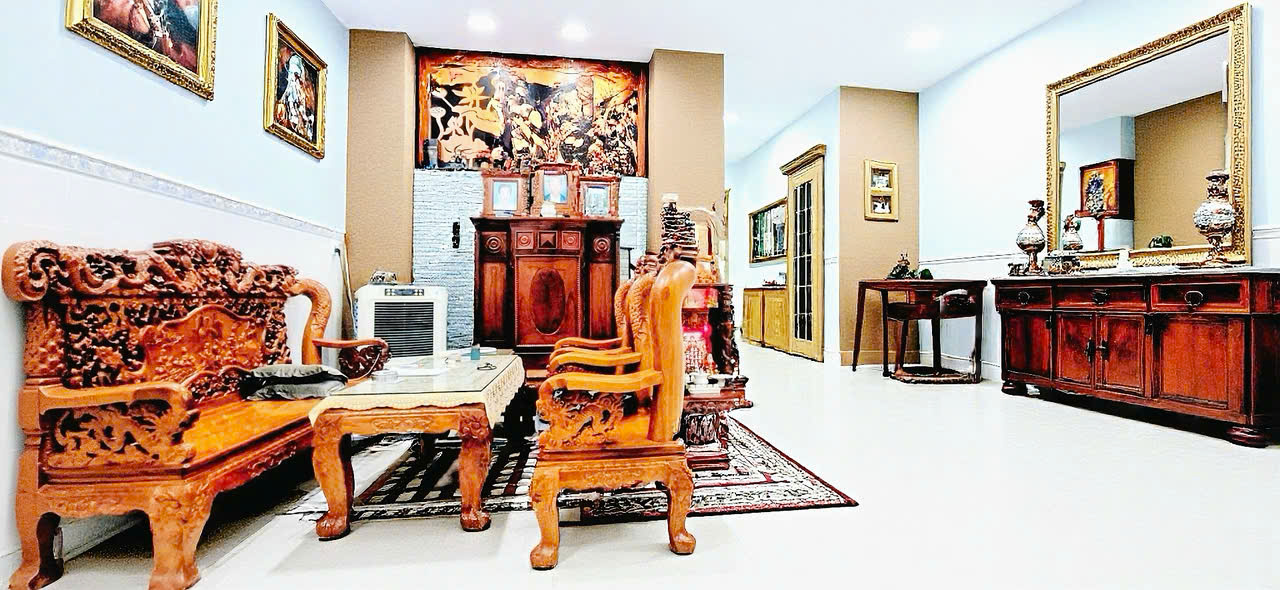 Nhà phố Xinh 3 Tầng Tam Bình - 109m2 – Nhỉnh 7 tỷ - Đường ôtô tránh - Ôtô ngủ trong nhà