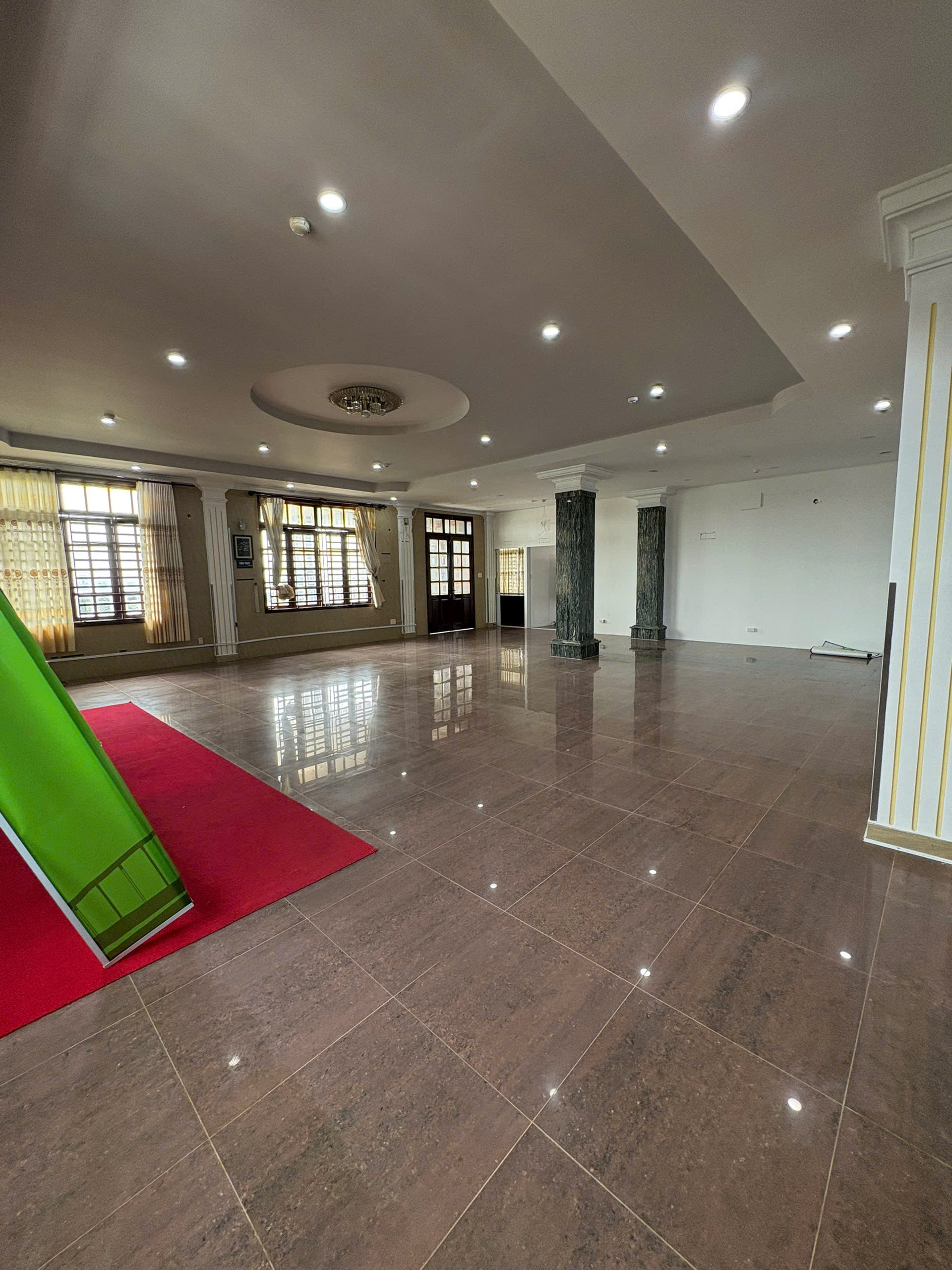 CHO THUÊ MẶT BẰNG TẦNG 5 RỘNG 150M² – TRUNG TÂM TP. THỦ DẦU MỘT