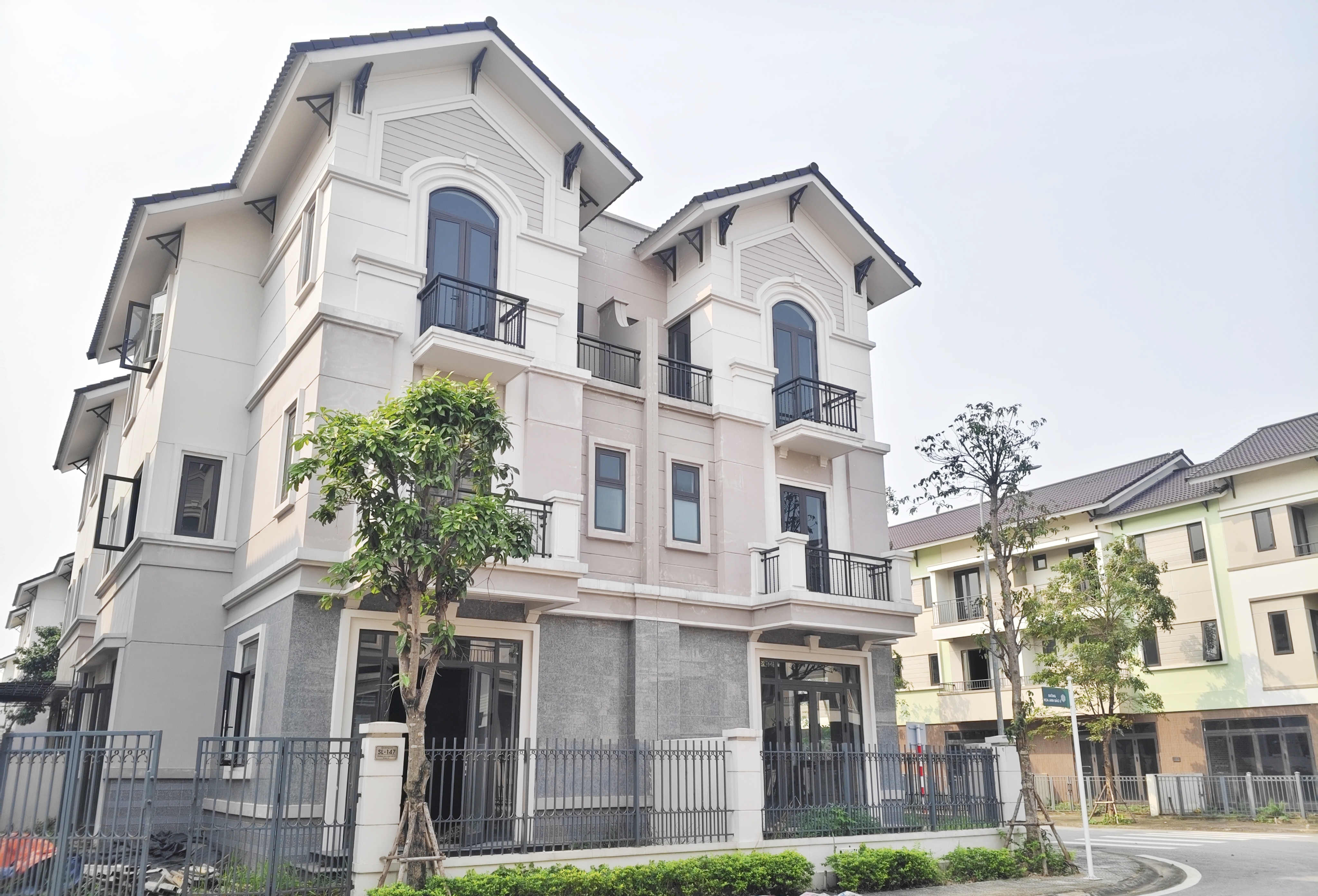 BIỆT THỰ SONG LẬP CENTA VSIP – ĐÃ CÓ SỔ – CHỈ 9.X TỶ