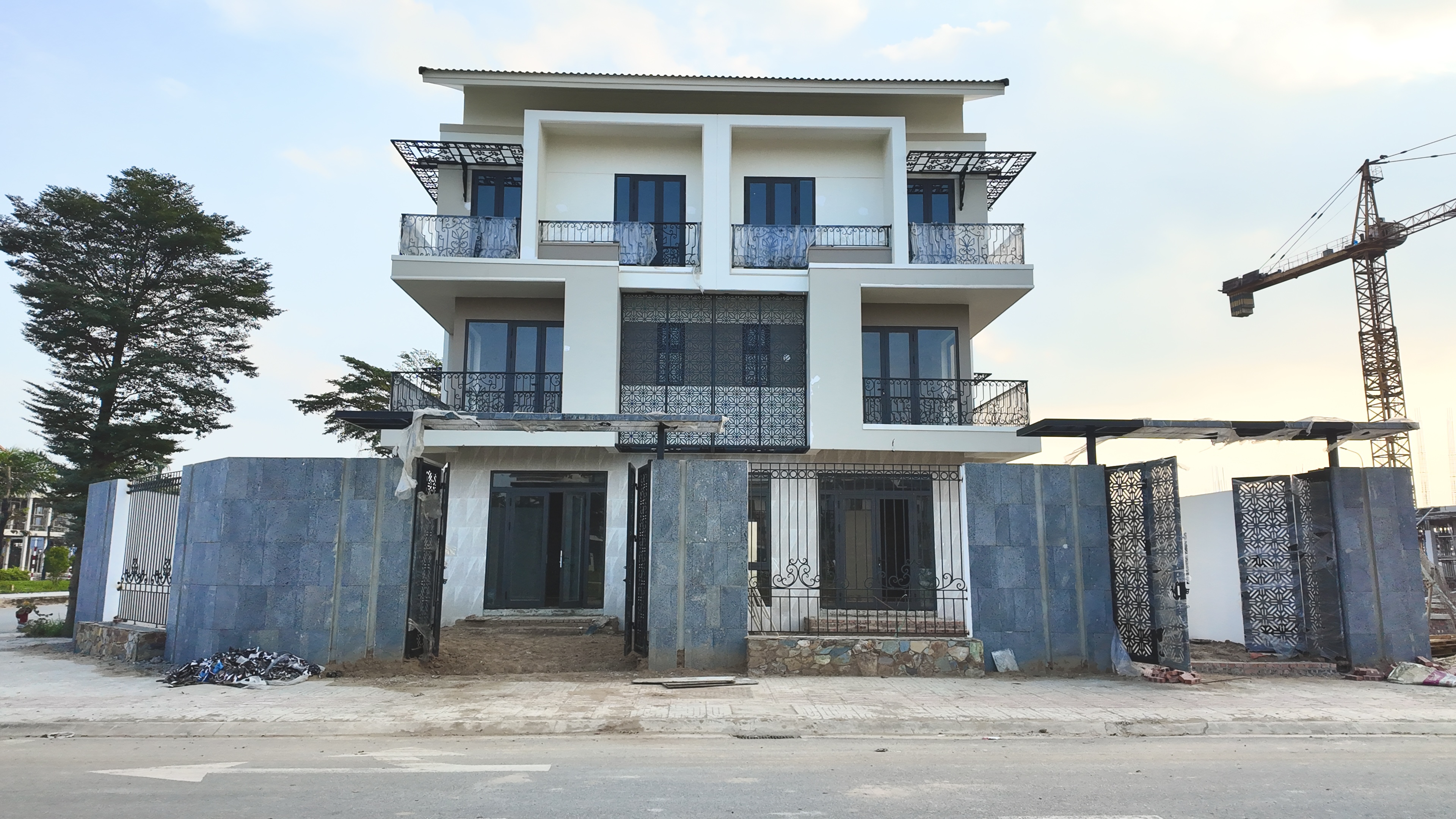 Rổ hàng biệt thự sông F0, đón sóng khu CNC Phù Đổng, giá chỉ 80 triệum2, vay 24 tháng 0 gốc lãi