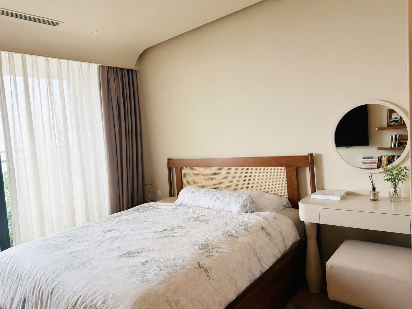 Bán gấp căn 3PN Full nội thất đẹp nhất Sunshine Golden River – View công viên 65ha không bị che chắn. Giá 28 tỷ-3
