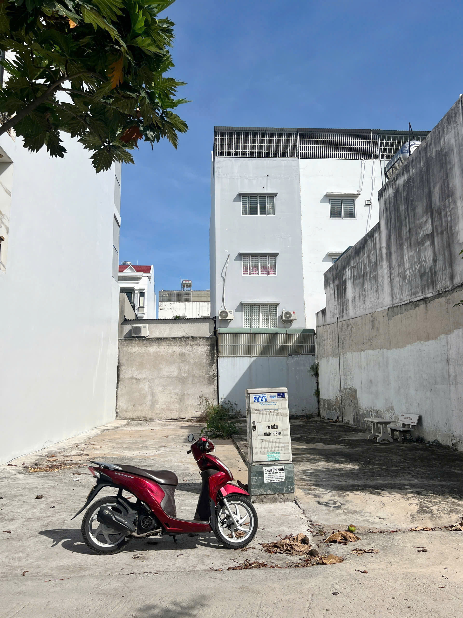 Bán miếng đất (6x20m) mặt tiền đường F KDC Bình Điền P7Q8. Giá: 6.9 tỷ