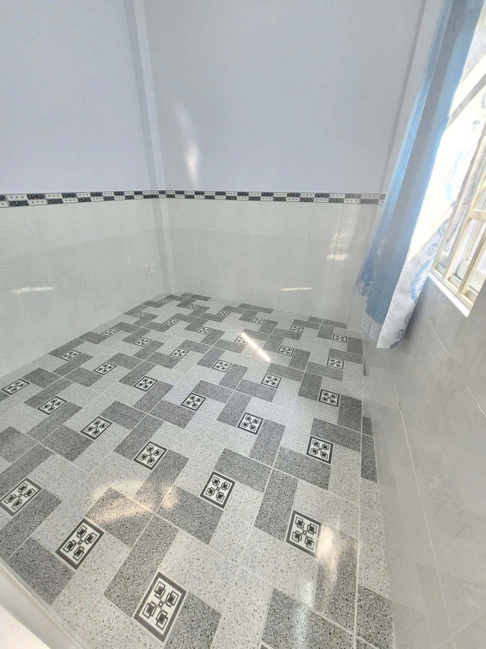 Nhà 2lầu/ST hẻm Hưng Phú P9Q8 P.Chánh Hưng