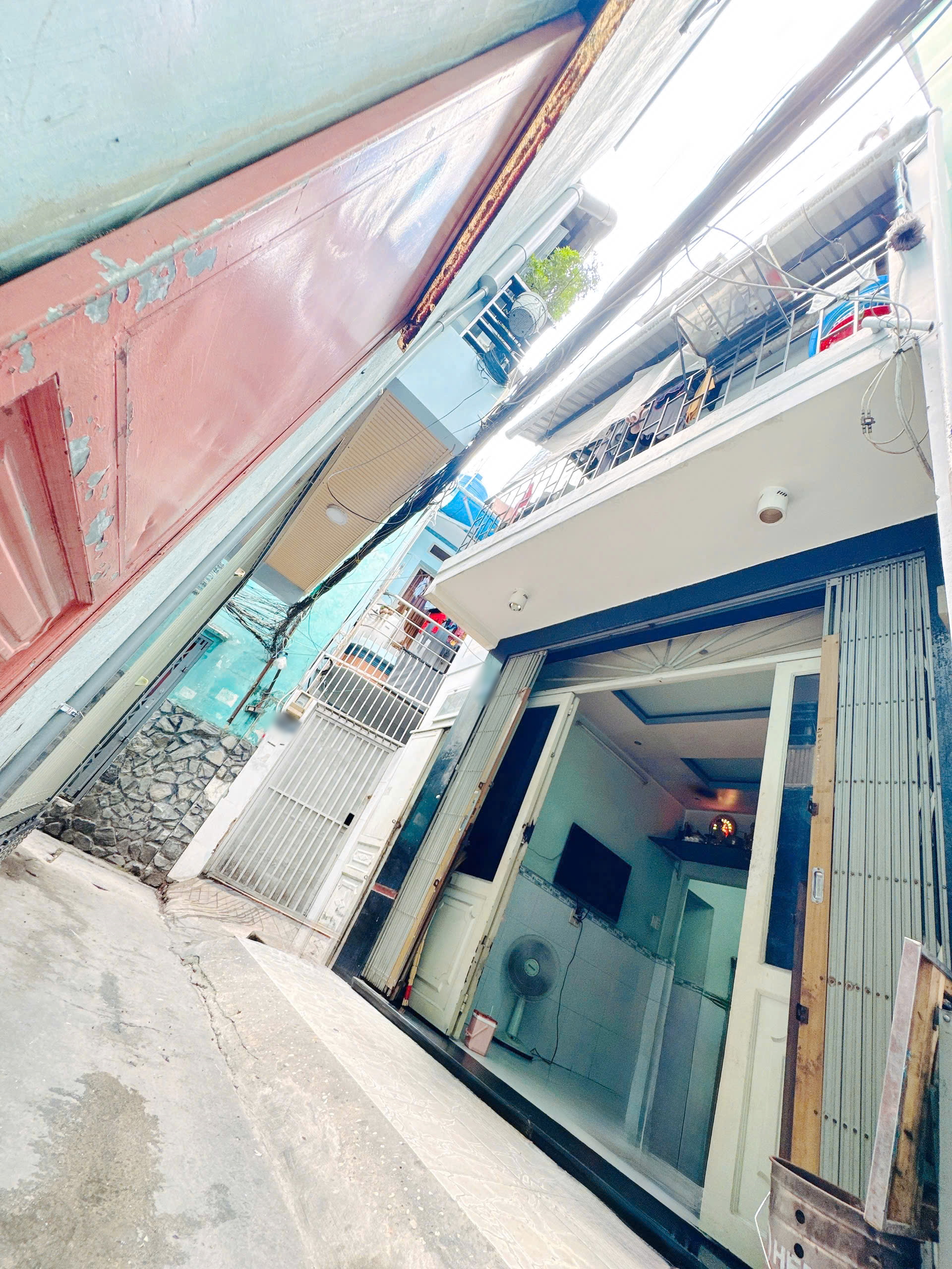 Nhà 3 tầng hẻm thông đường Dương Bá Trạc P.Chánh Hưng (P1Q8 cũ). Giá 3,98 tỷ TL