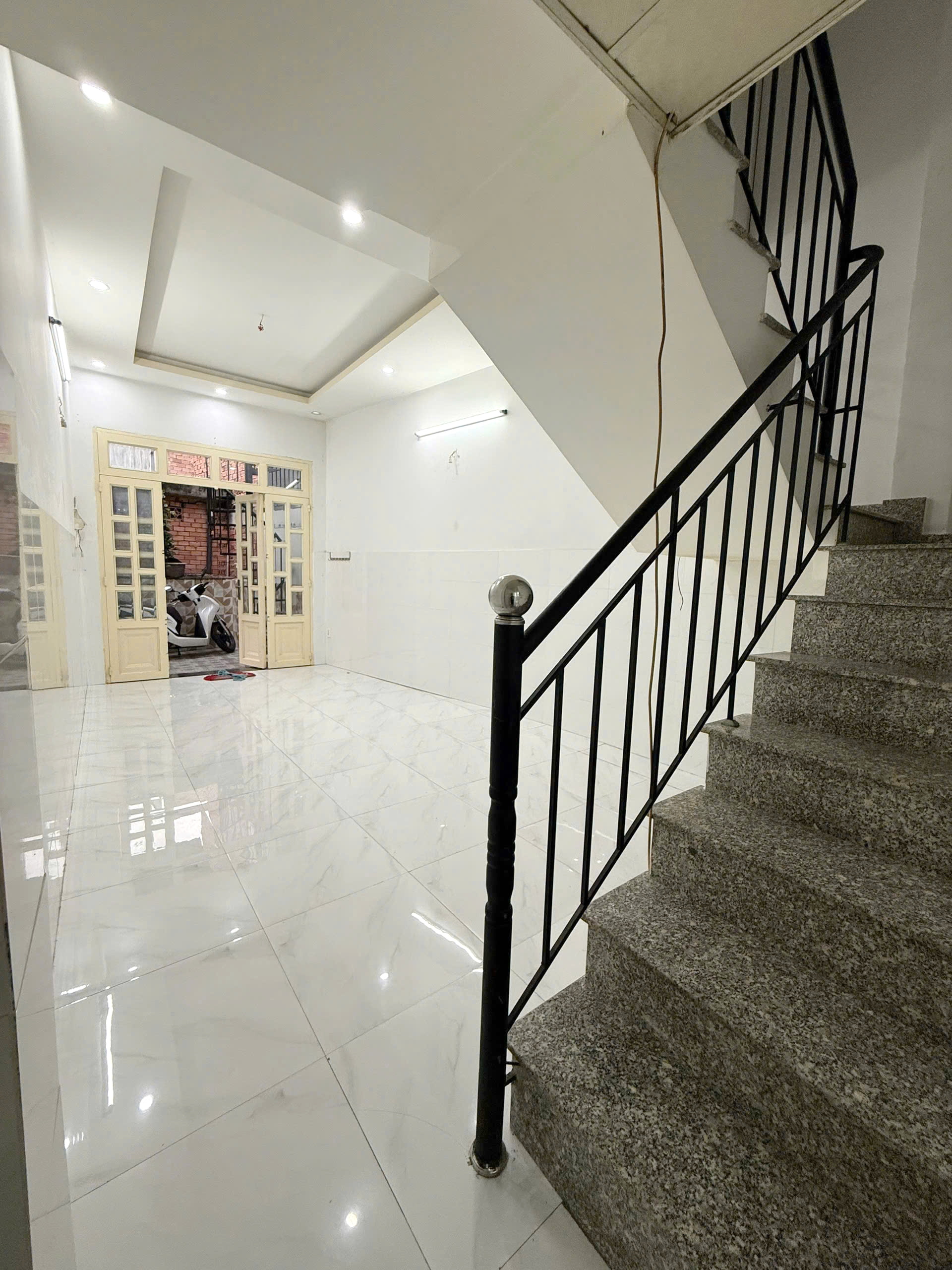 Nhà góc 2 tầng (52m2) đất công nhận đủ hẻm 1619 Phạm Thế Hiển P6Q8 Giá: 3.98 tỷ