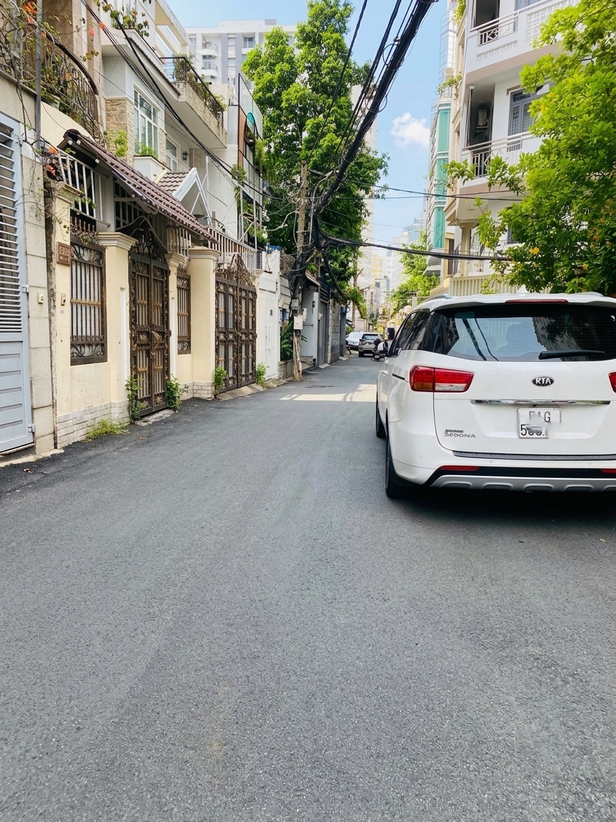 [KH074*]-Hiếm khuôn đất vuông sát CV Làng Hoa, 6.x tỷ