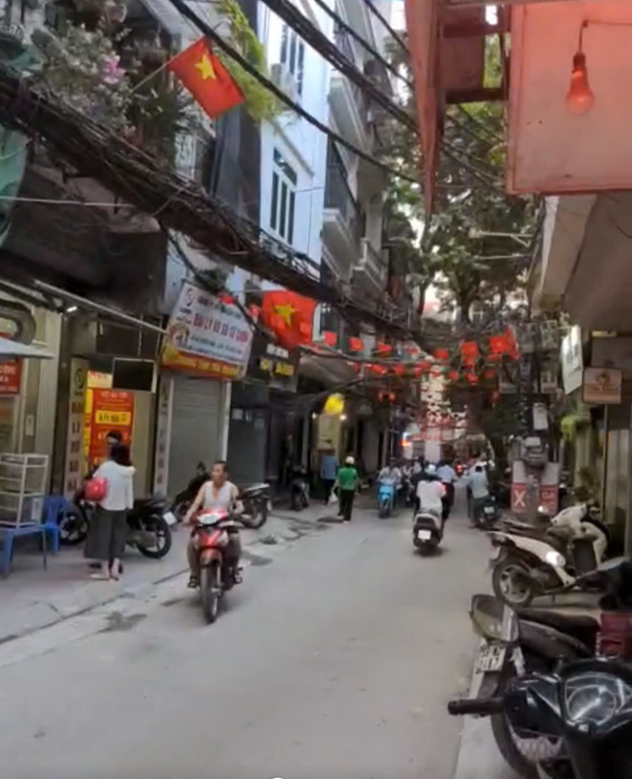 Cho thuê mặt bằng Kinh Doanh đẹp đông dân Ngõ 612 La Thành, Ba Đình