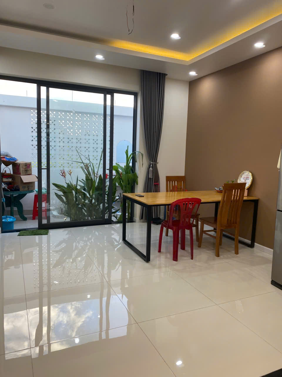 ►  BÁN NHÀ ĐẸP 3 TẦNG BÊ TÔNG CỐT THÉP - ĐƯỜNG NHỰA 12M - SẴN SỔ HỒNG - FULL THỔ CƯ.-3