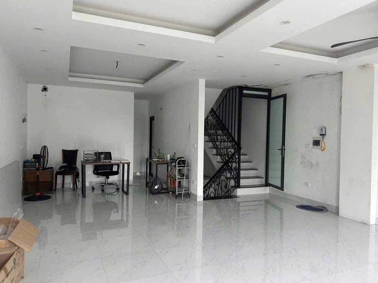 Nhà 5T MIPEC CITY VIEW Kiến Hưng DT83m2, MT5.7m, ôtô KD, 18 tỷ Hà Đông