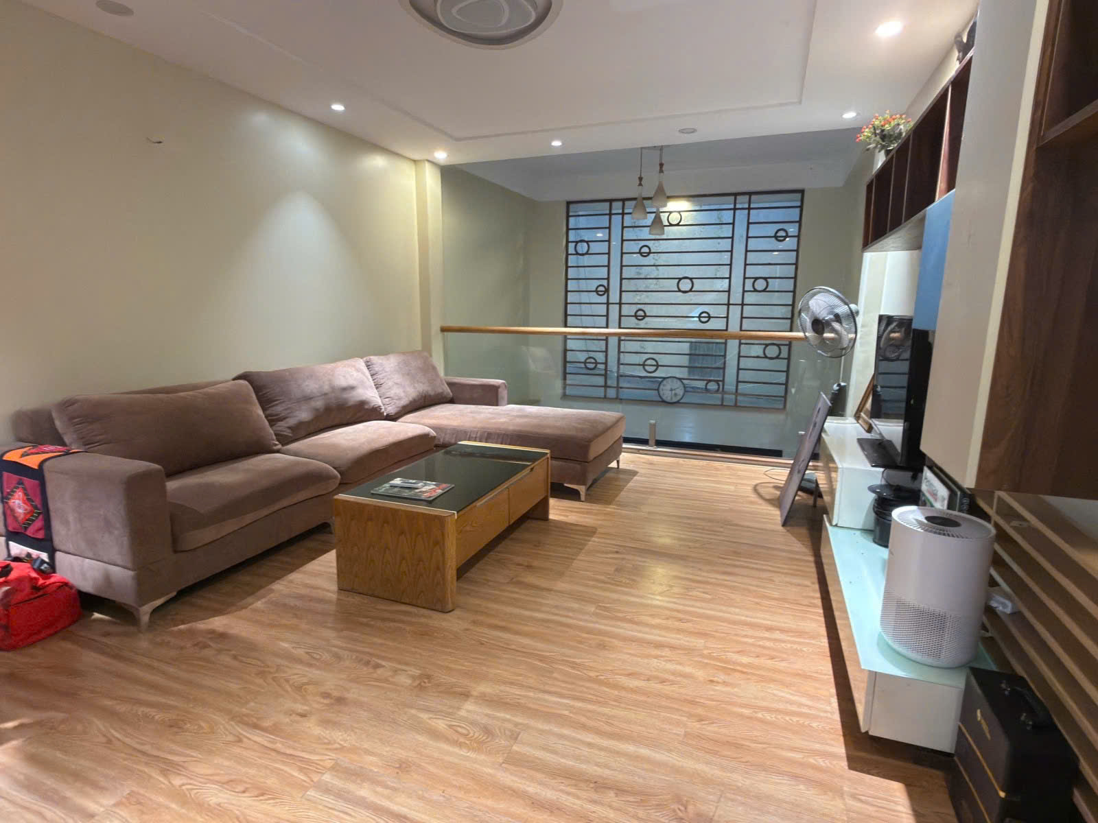 Bán nhà phân lô Lê Trọng Tấn – Thanh Xuân
56m²  4 tầng  Ô tô vào nhà  Kinh doanh tốt  Giá chỉ 16.8 tỷ