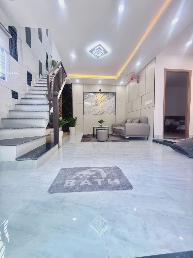 ♣ Lô Góc kiệt nhựa Nguyễn Phước Nguyên, 84m2, 2 tầng 3PN + 2 căn hộ cho thuê 7tr/th, 4.x tỷ