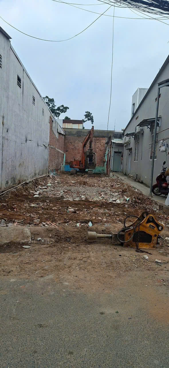 Chính chủ bán đất 151m2, gần Lã Xuân Oai - Full thổ cư, lý tưởng xây CHDV tạo dòng tiền, chỉ 8,7 tỷ