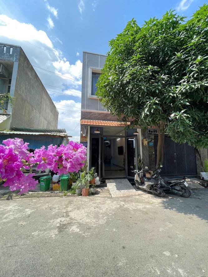 Nhà đẹp 80m2 Thạnh Lộc 14, An Phú Đông - Hẻm 8m ô tô tận cửa, cạnh vườn mai, đón đầu tăng giá