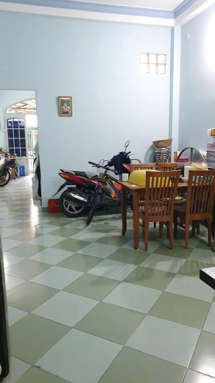 Bán nhà diện tích khủng Nguyễn Duy P9Q8, Giá : 6.7 Tỷ (T/L)