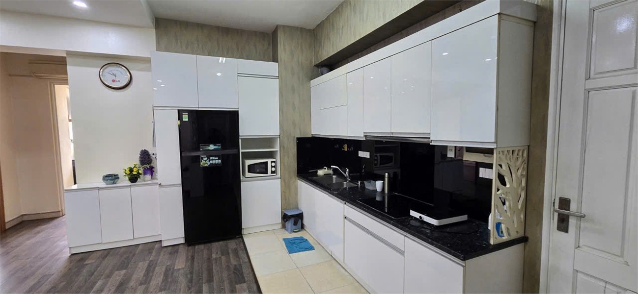 Bán gấp CH 3PN, 2VS, 109m2, tại C14 - Bộ Công An, Đại Mỗ, Hà Nội Chỉ 80 triệu / m2, view đẹp