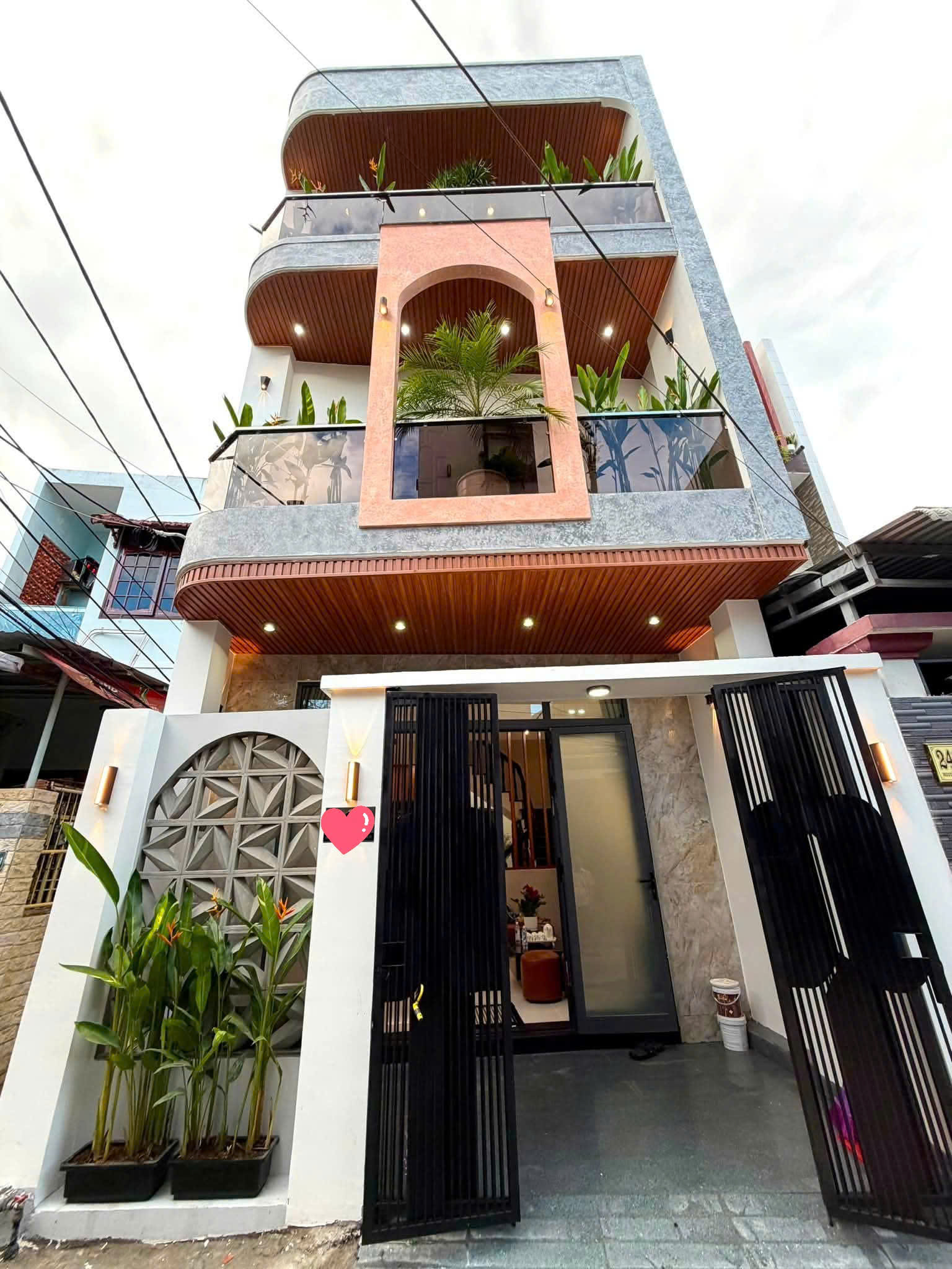 Nhà 3 tầng 3 mê 2 mặt kiệt, kiệt ô tô tránh nhau Nguyễn Phước Nguyên