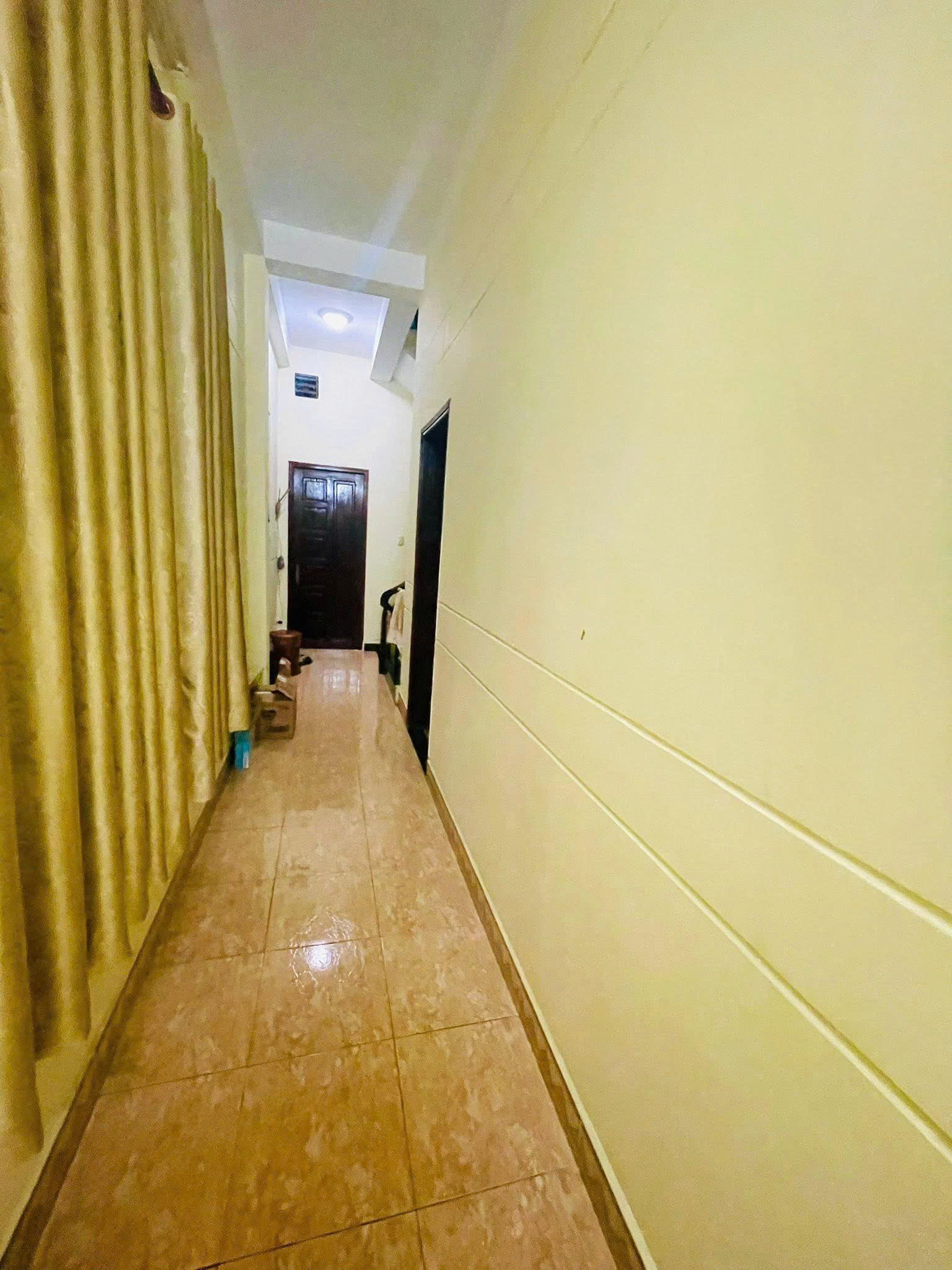 Bán nhà 2 Mặt tiền Nguyễn Bá Tòng - thông CMT 8, 5,5x14m, 4 Tầng - 5 PN,  hạ còn 13,9 Tỷ.