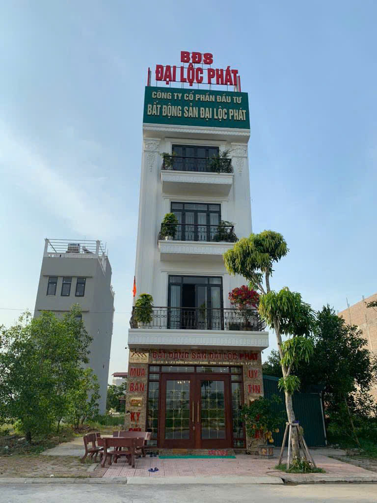 CHÍNH CHỦ CẦN BÁN NHÀ LÔ 22, BLK13, ĐƯỜNG HUỲNH THÚC KHÁNG, KHU ĐÔ THỊ MỚI BIG C, PHƯỜNG BẮC GIANG, TỈNH BẮC NINH