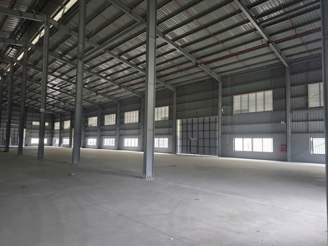 Cho thuê kho xưởng tại KCN Ninh Bình Diện tích 9000m2 cho thuê từ 3000m2 giá 65k/m2