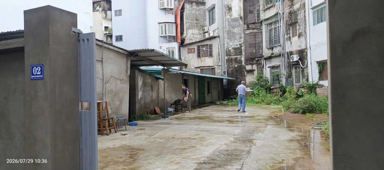 CHO THUÊ KHO BÃI TẠI KHƯƠNG TRUNG, THANH XUÂN, HÀ NỘI GIÁ 20TR