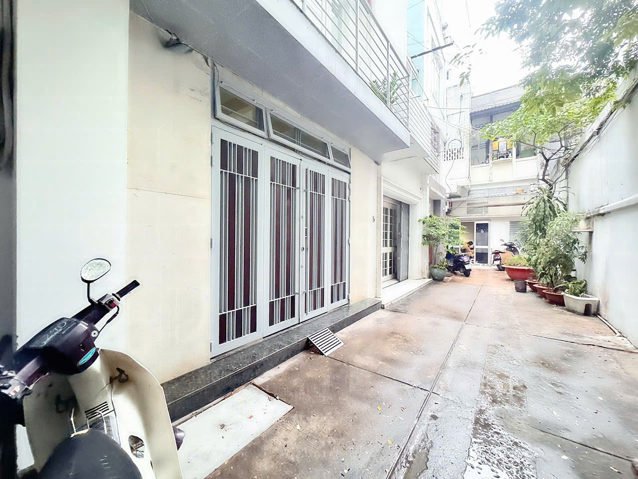 BÁN NHÀ 2 TẦNG MẶT TIỀN HẺM XE HƠI ĐẬU CỬA NGÀY ĐÊM Đ.NGUYỄN ĐÌNH CHIỂU, QUẬN 3 - DT SIÊU LỚN GIÁ TỐT 4,1M*19M - CHỦ 1 ĐỜI XƯA - 0938676685 GIANG GIANG