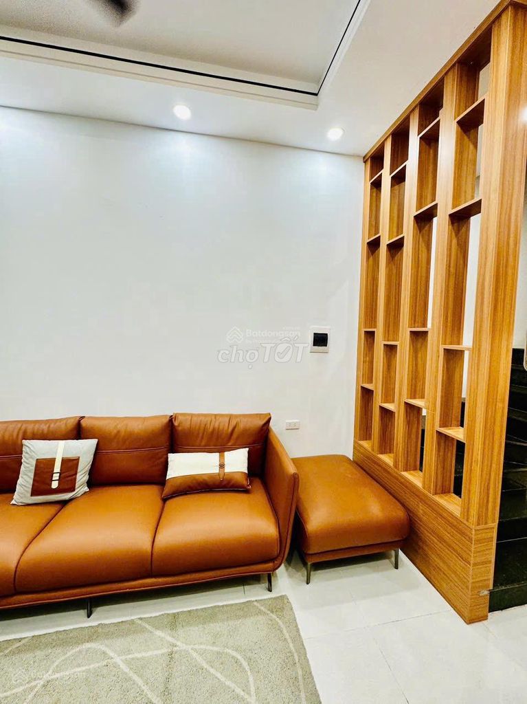 CHÍNH CHỦ BÁN NHÀ 5 TẦNG FULL NỘI THẤT 2 MẶT NGÕ TẠI LÒ ĐÚC-CẢM HỘI