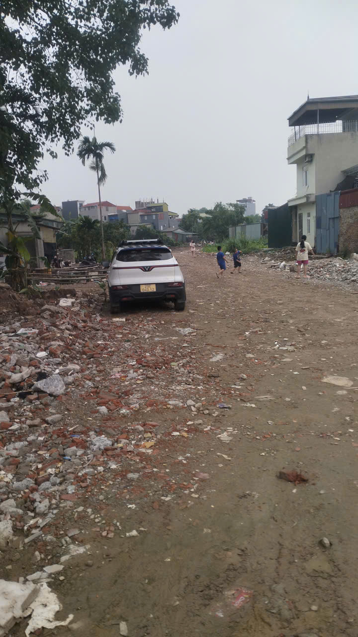 Nhà 5 tầng xã Hữu Hòa, Thanh Trì, Hà Nội - Gần cầu Hữu Hòa, cách ô tô tránh 1 nhà, view thoáng đẹp